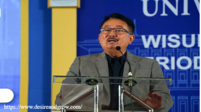 Tips Sukses Meniti Karier bagi Fresh Graduate ala Direktur BCA